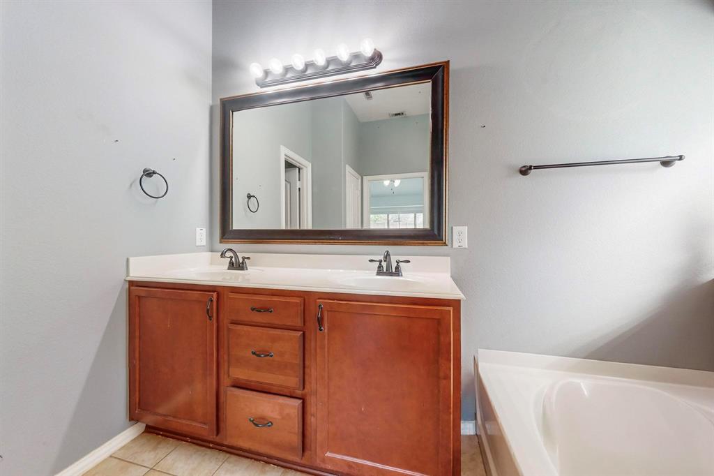 6904 Dream Dust Drive Property Photo 6