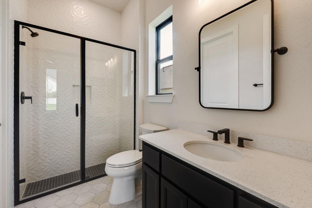 1153 Rochester Place Property Photo 24