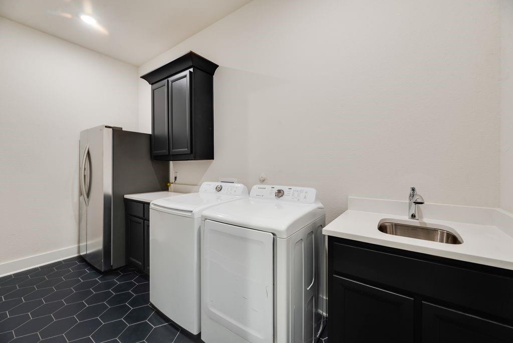 1153 Rochester Place Property Photo 26