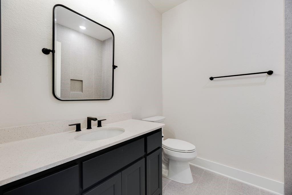 1153 Rochester Place Property Photo 31