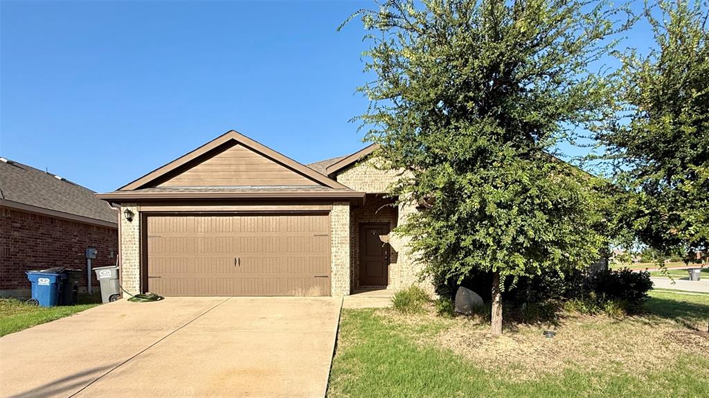 1113 Meadow Side Drive Property Photo 1