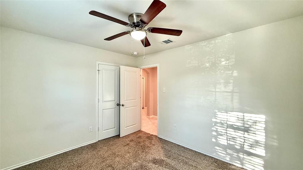 1113 Meadow Side Drive Property Photo 9