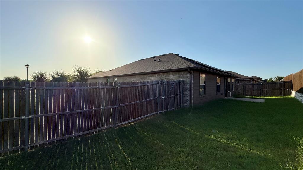1113 Meadow Side Drive Property Photo 19