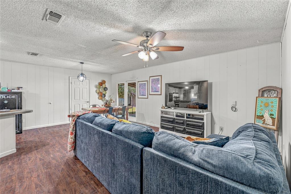 108 Vicksburg Drive Property Photo 8