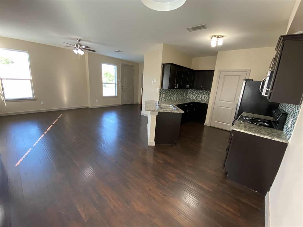 3621 Valley Vista Drive 505 Property Photo 4