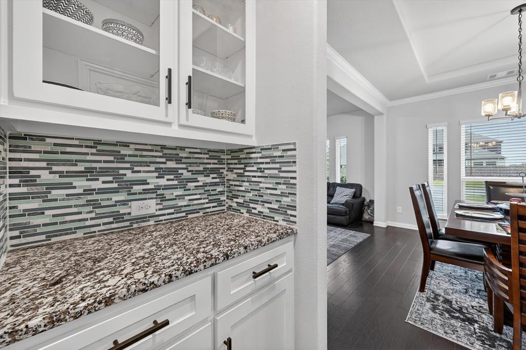 4504 Barnacre Avenue Property Photo 10