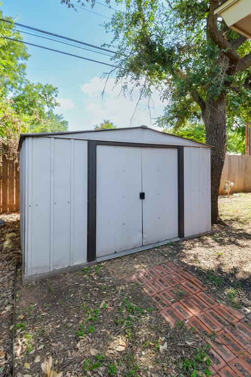 2233 River Oaks Circle Property Photo 35