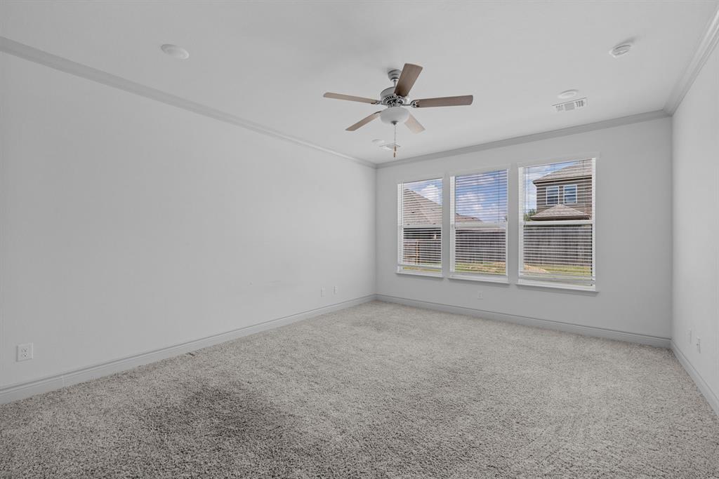 7601 Silver Drive Property Photo 15