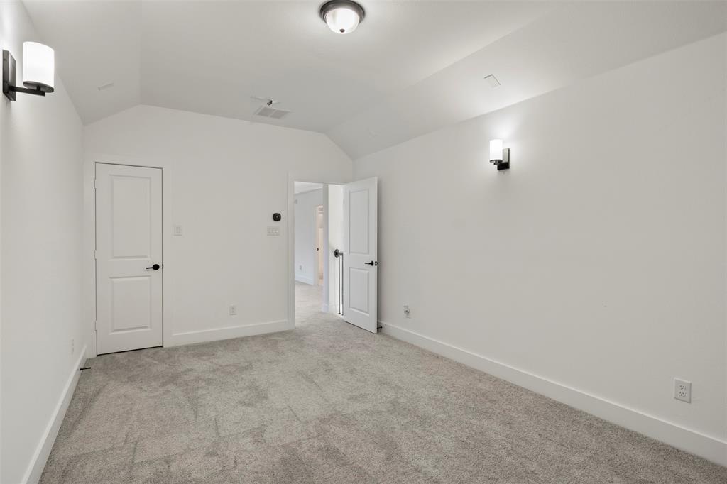 9613 Polo Pony Court Property Photo 10