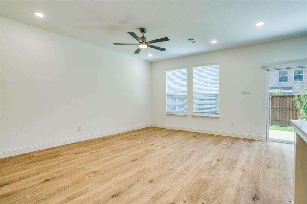 1363 Whipsaw Trail Property Photo 5