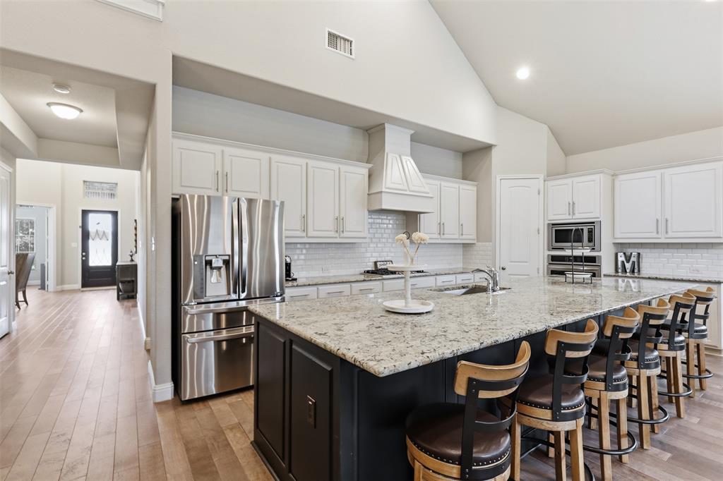 10322 Trail Ridge Drive Property Photo 11