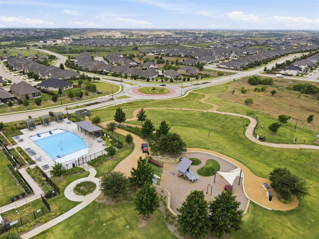 10322 Trail Ridge Drive Property Photo 34