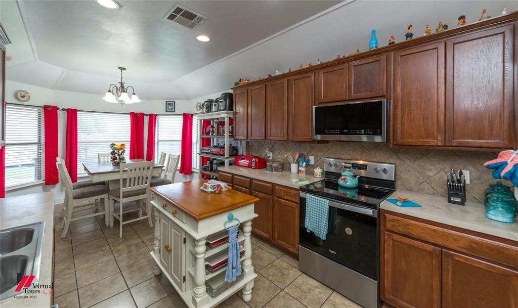 2302 Tallgrass Property Photo 8