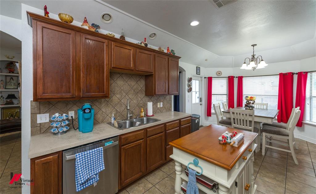 2302 Tallgrass Property Photo 9