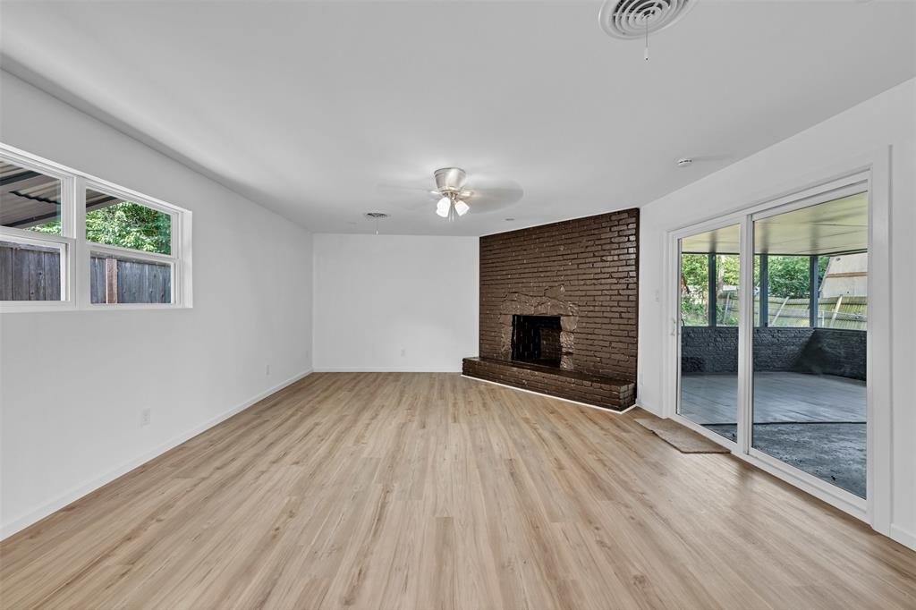408 Simmons Drive Property Photo 10