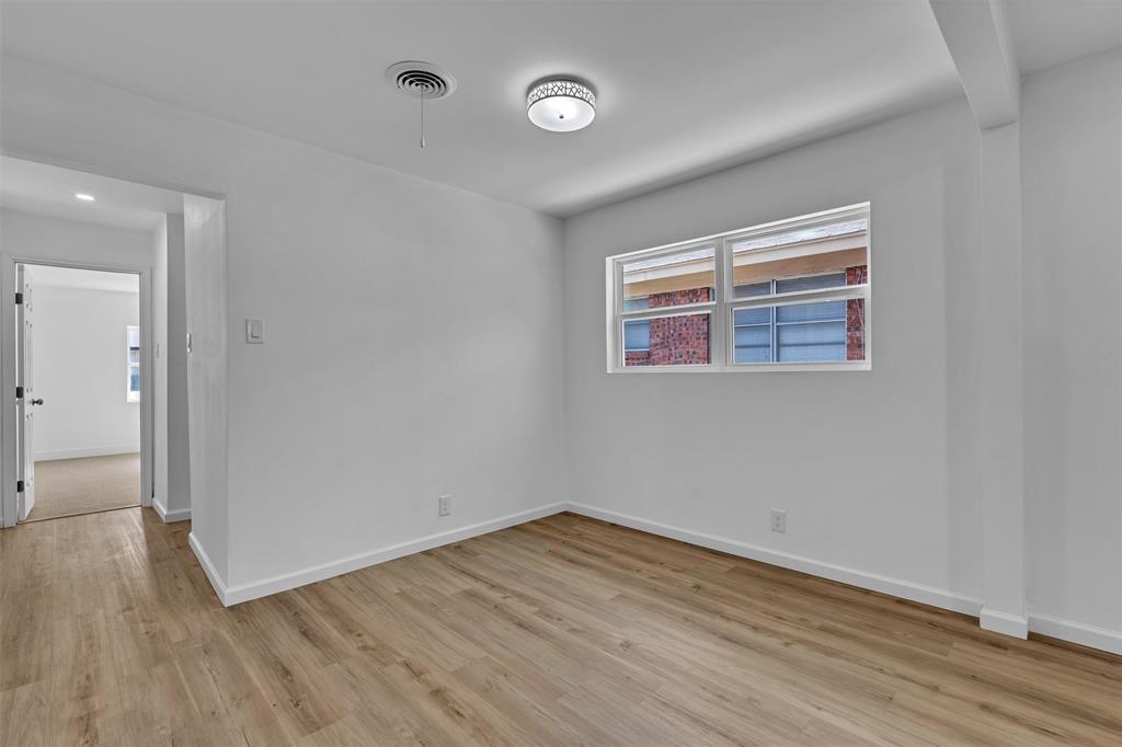 408 Simmons Drive Property Photo 13