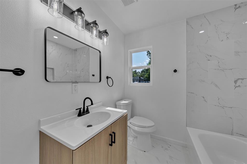 408 Simmons Drive Property Photo 21