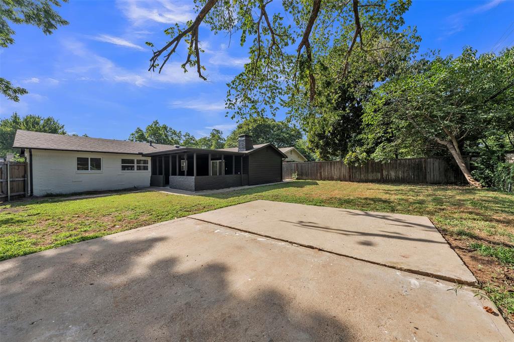 408 Simmons Drive Property Photo 26