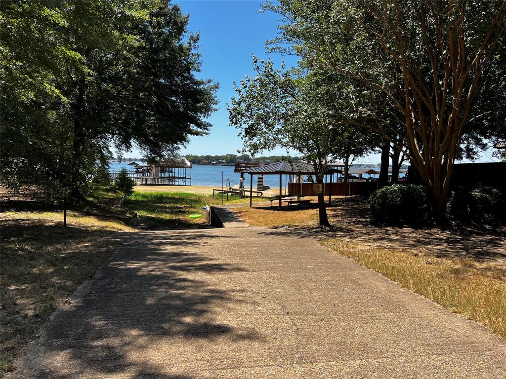 196 Scenic Drive Property Photo 27