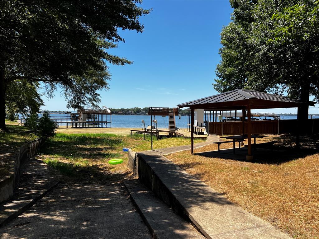 196 Scenic Drive Property Photo 29