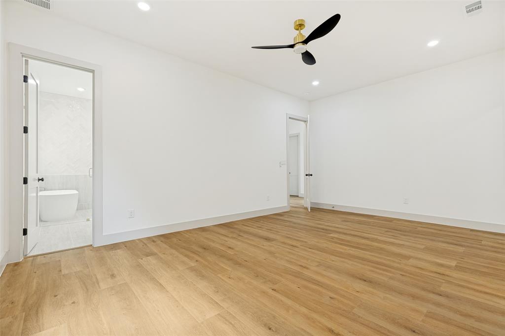 1613 N Bradley Street Property Photo 13