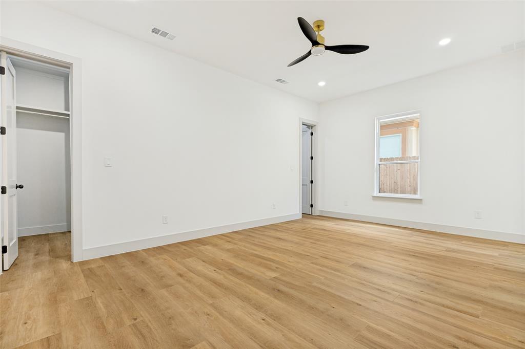 1613 N Bradley Street Property Photo 18