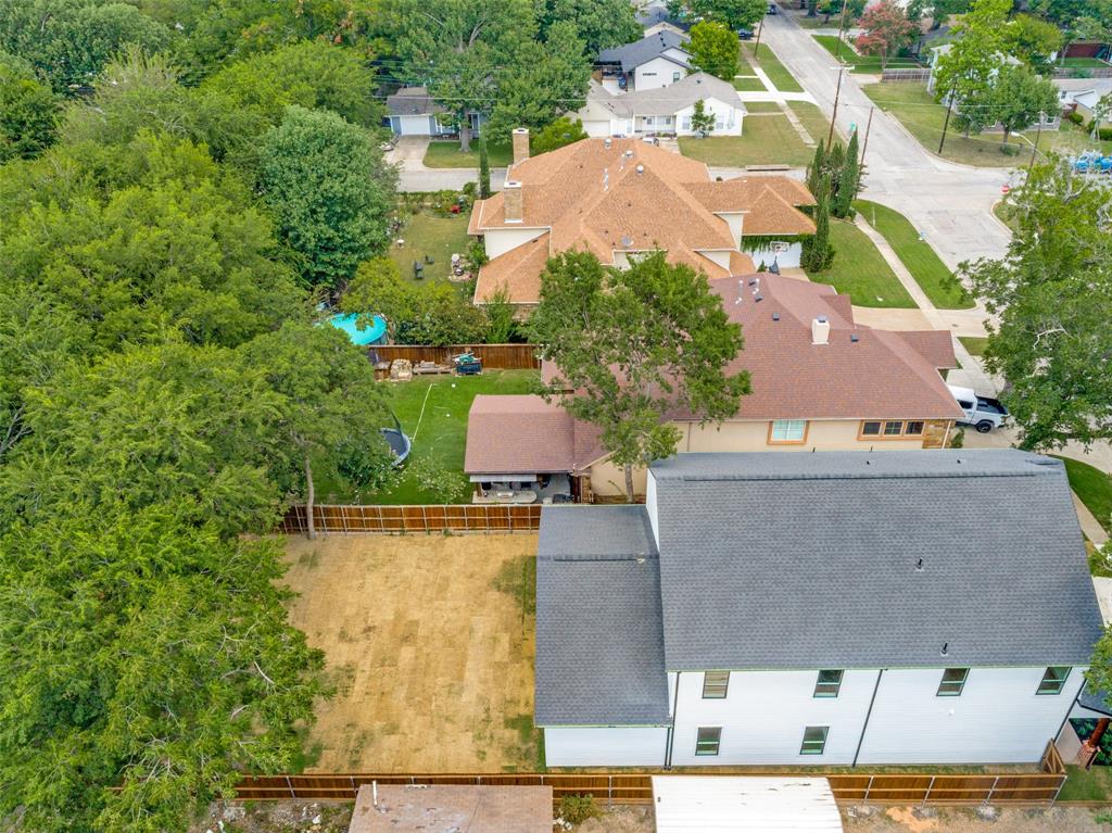 1613 N Bradley Street Property Photo 28
