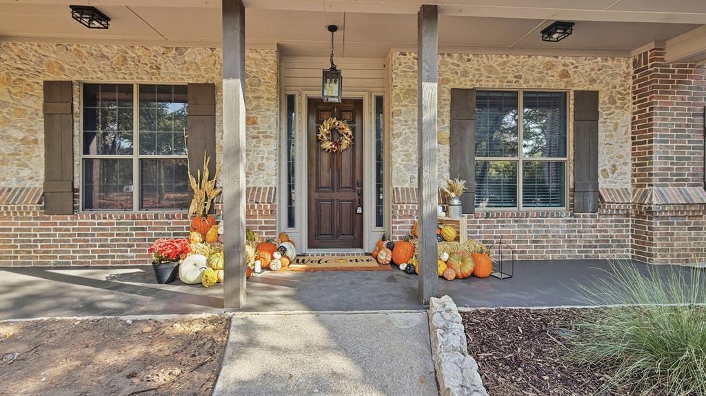 514 Oak Hills Drive Property Photo 1