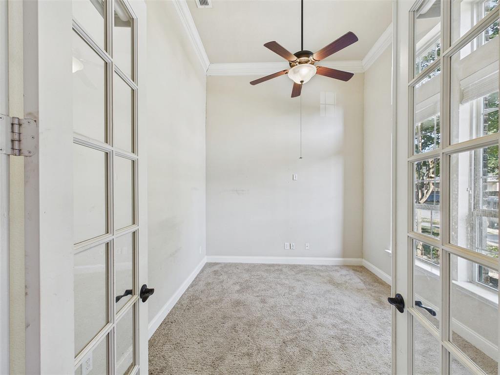 2825 Hollowbrook Lane Property Photo 4