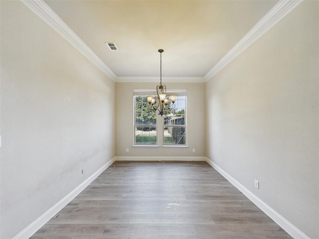 2825 Hollowbrook Lane Property Photo 7