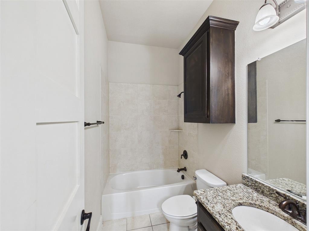 2825 Hollowbrook Lane Property Photo 16