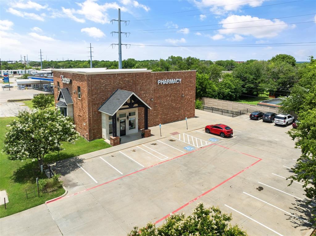 207 E Byron Nelson Boulevard Property Photo 26
