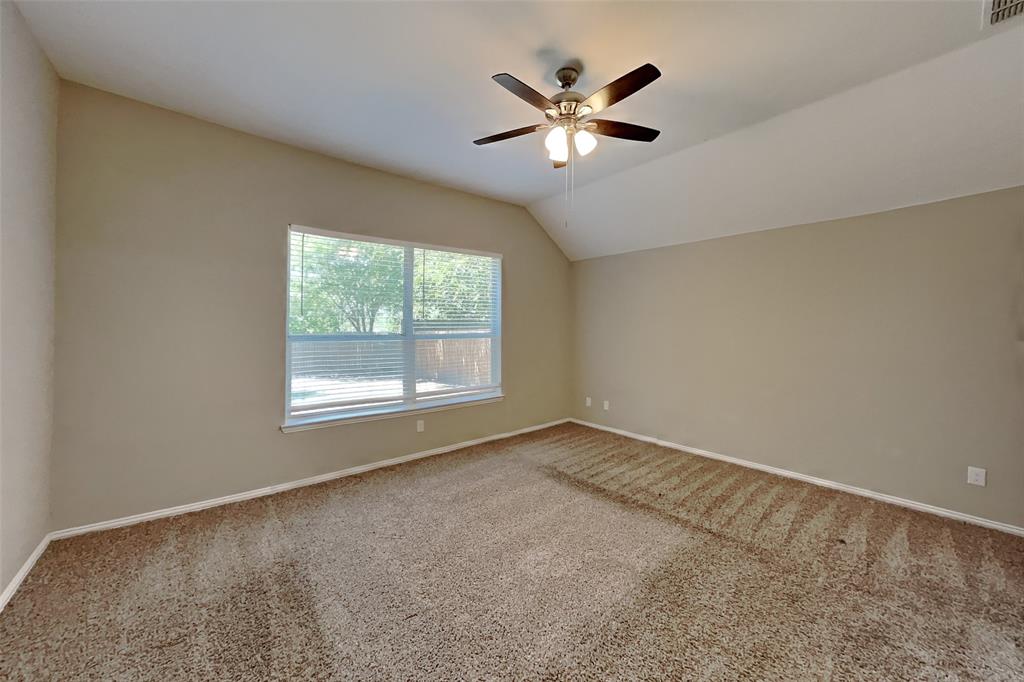11 Willowstone Court Property Photo 7