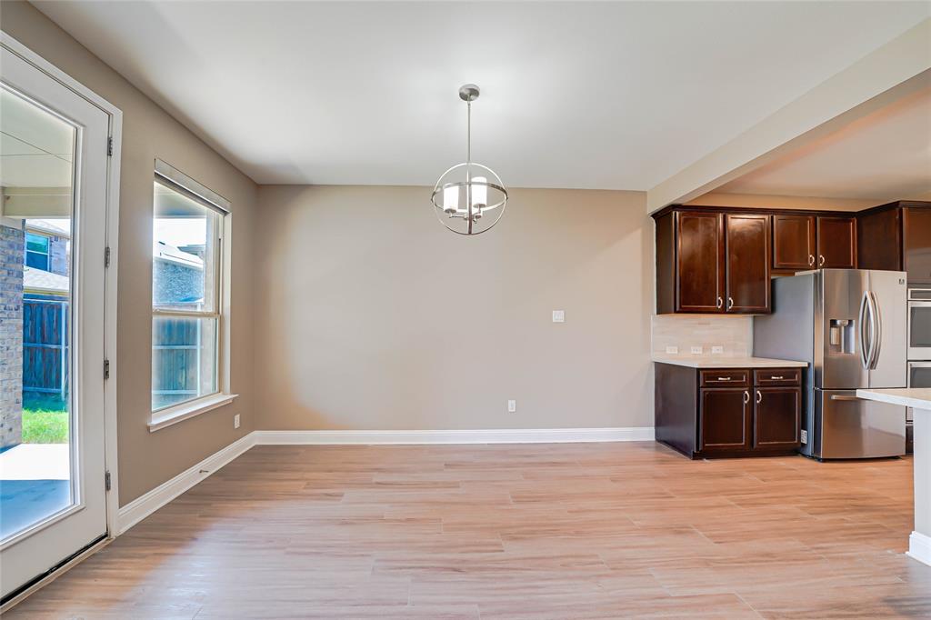 410 Club House Drive Property Photo 10