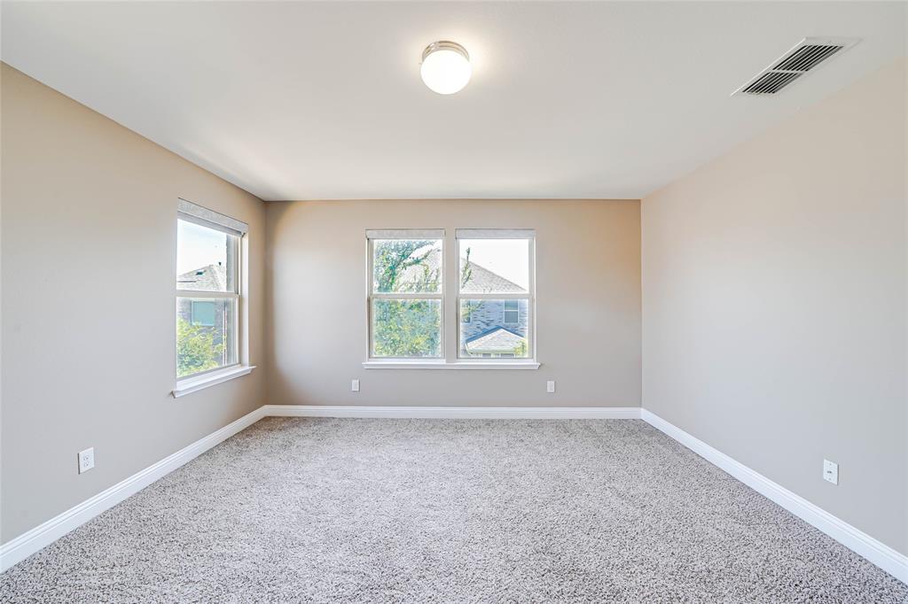 410 Club House Drive Property Photo 20