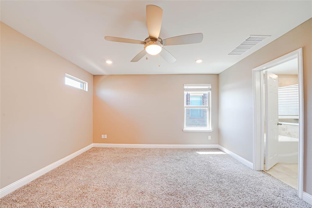 410 Club House Drive Property Photo 22