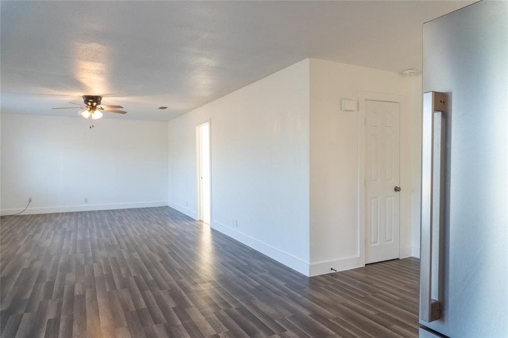 11805 Juniper Lane Property Photo 14
