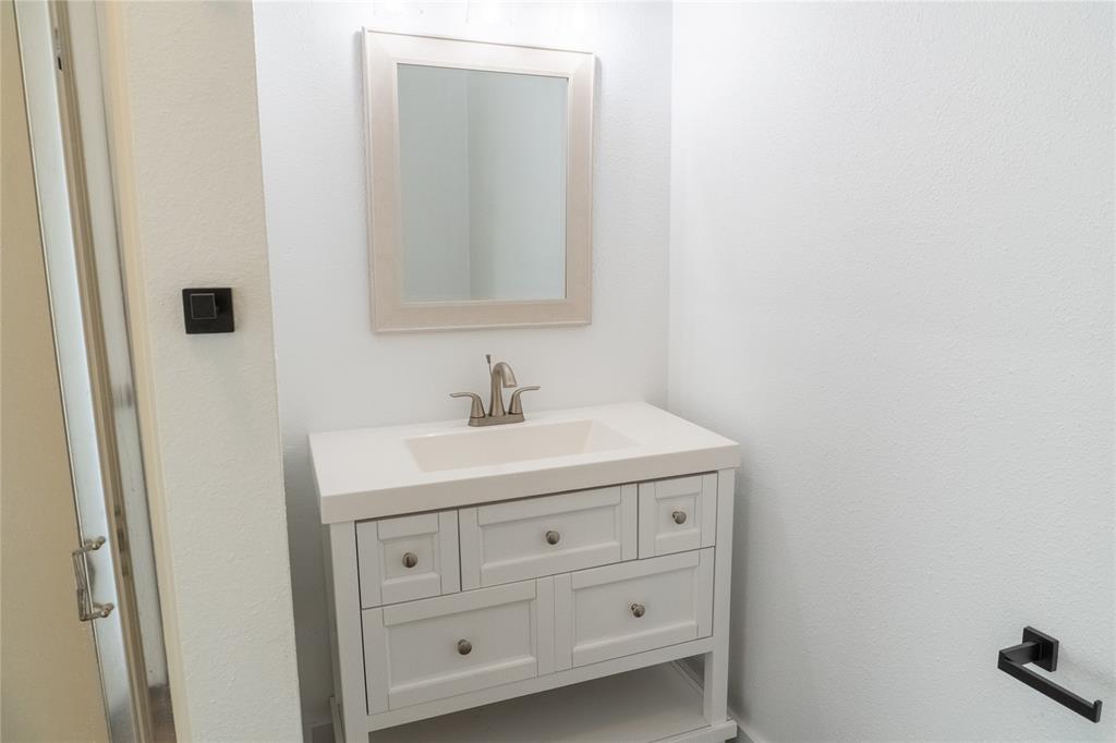 11805 Juniper Lane Property Photo 17