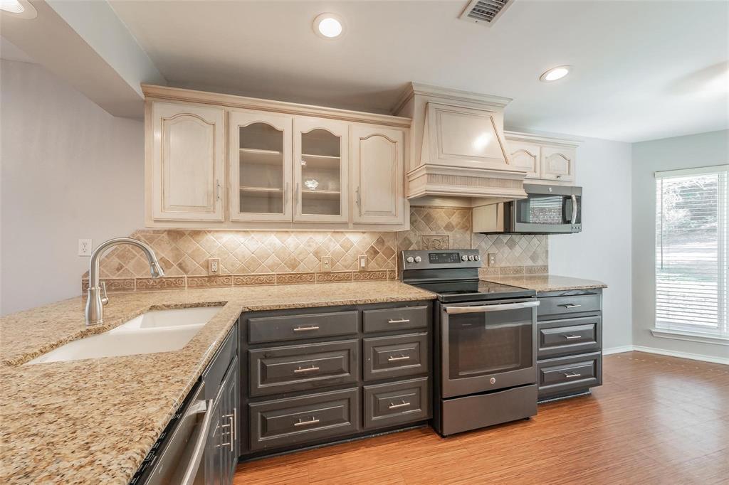 4218 Mojave Drive Property Photo 4