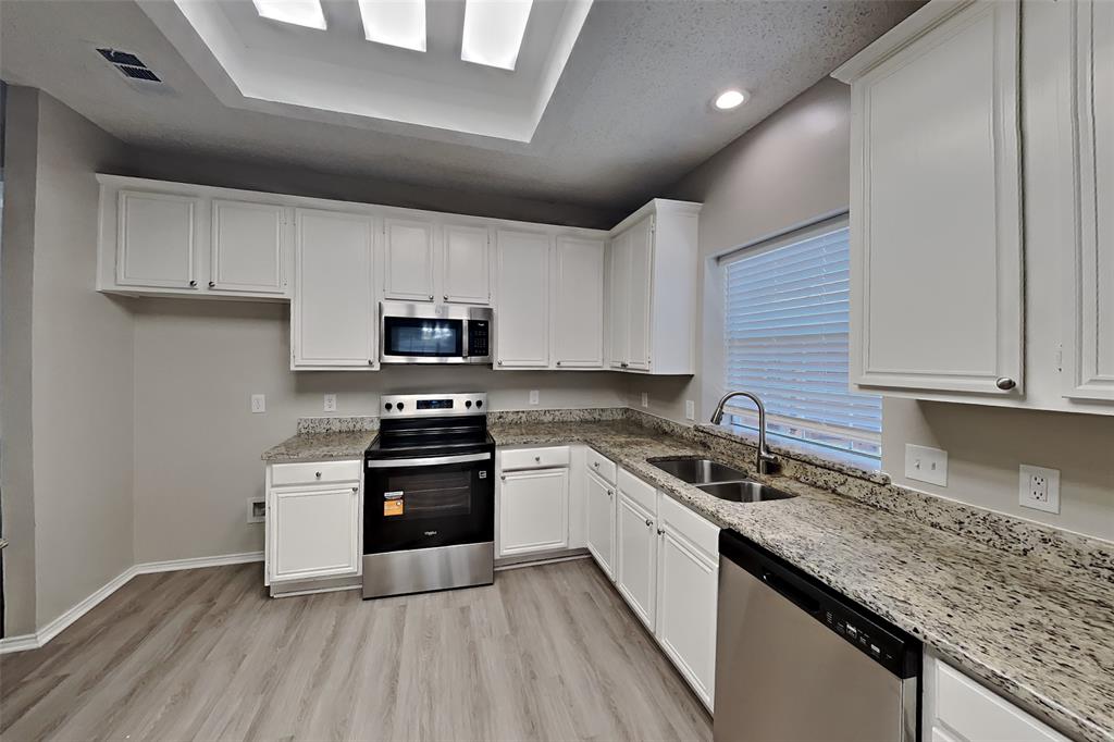 7209 Bouquet Drive Property Photo 4