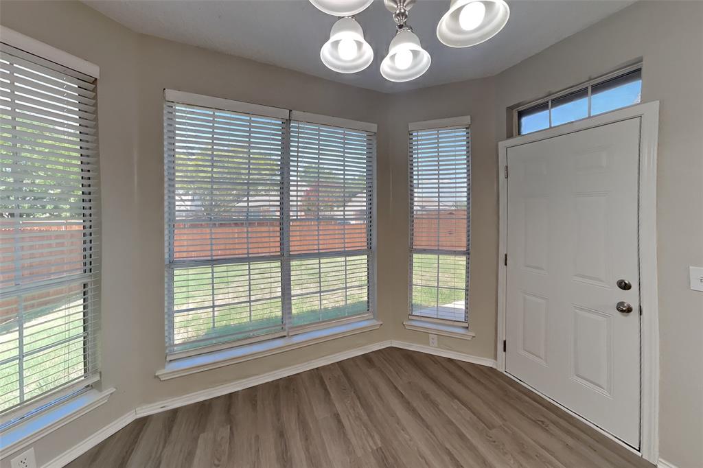 7209 Bouquet Drive Property Photo 5