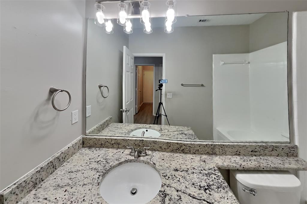 7209 Bouquet Drive Property Photo 14