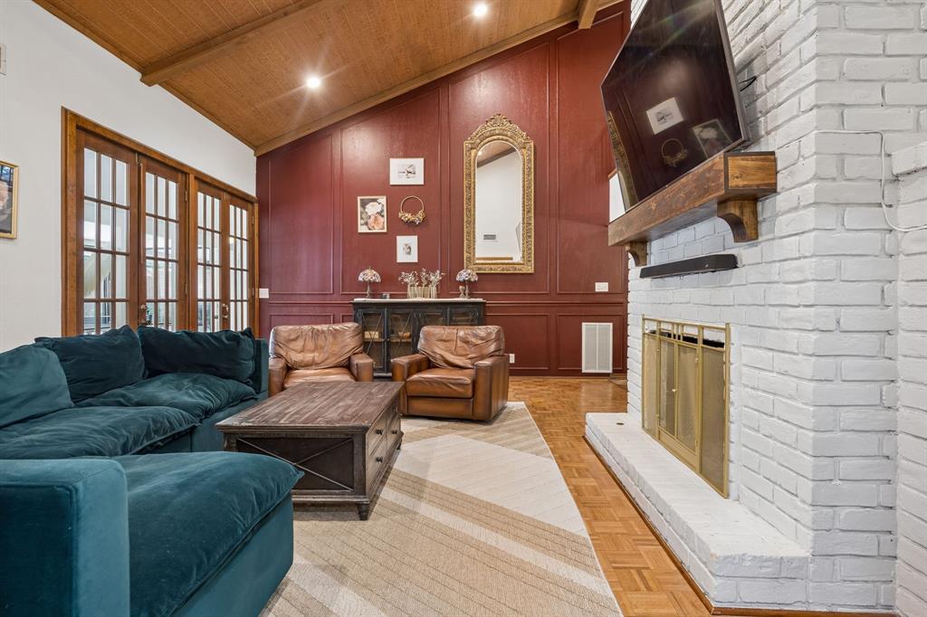 2813 Raintree Drive Property Photo 28
