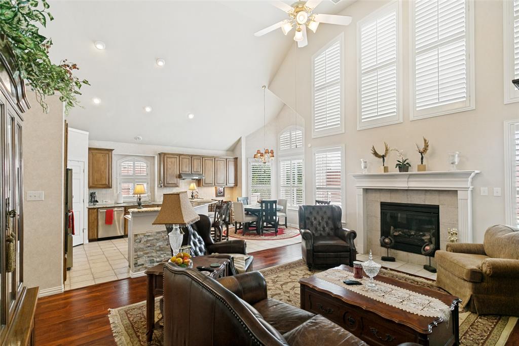 8708 Winter Wood Court Property Photo 9