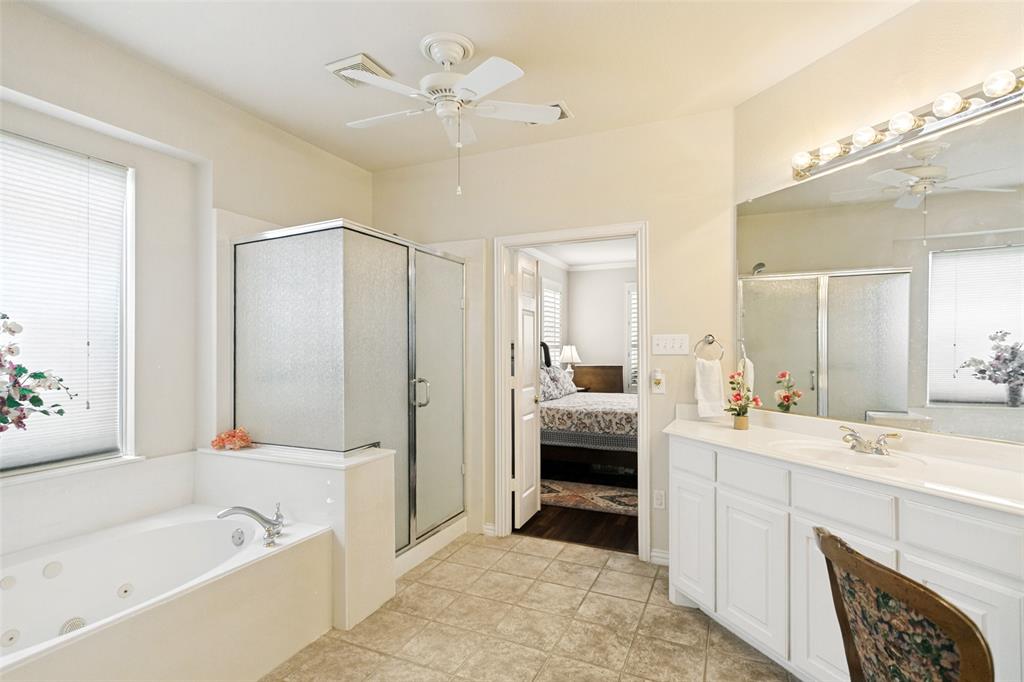 8708 Winter Wood Court Property Photo 23
