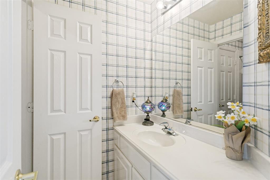 8708 Winter Wood Court Property Photo 27