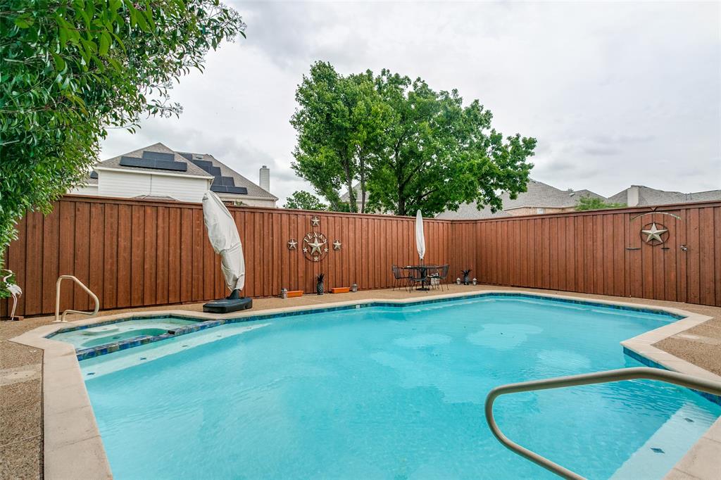 8708 Winter Wood Court Property Photo 28