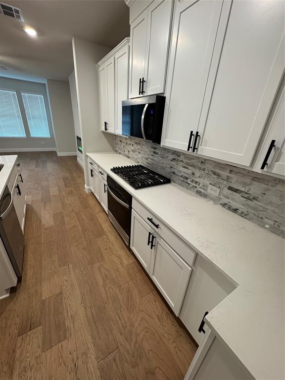 7925 Bayside Drive Property Photo 6