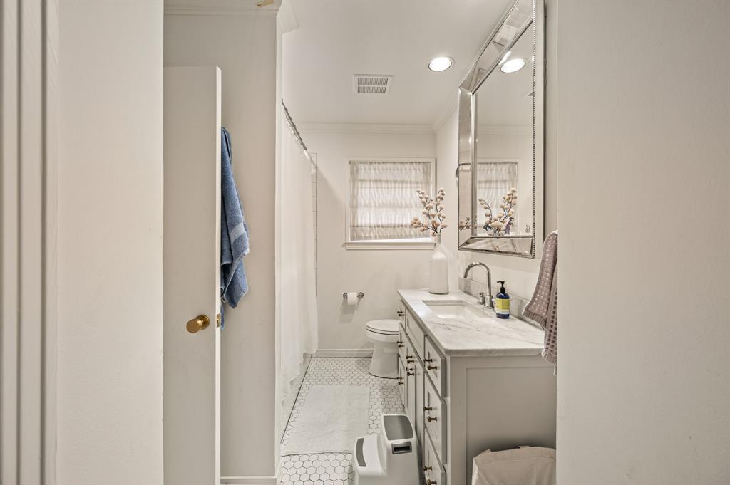 7002 Westlake Avenue Property Photo 20