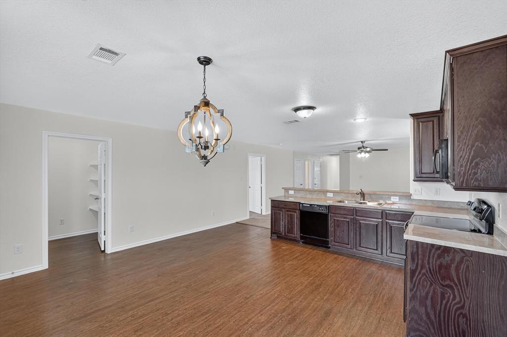 1812 Wickham Drive Property Photo 10